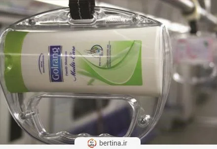 تبلیغ چریکی گلرنگ در مترو تهران